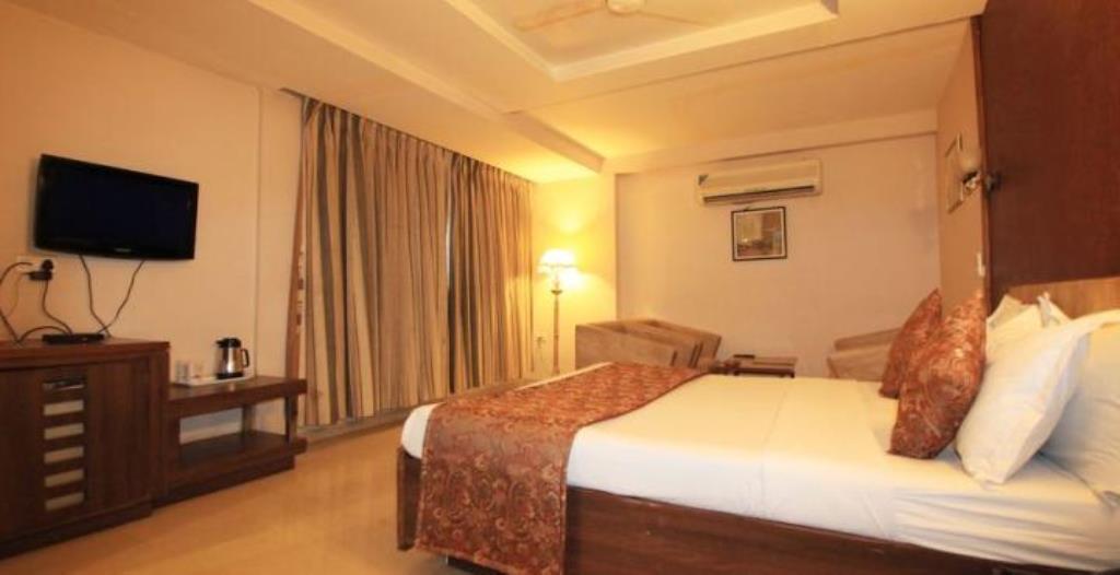 Hotel Eden Ahmedabad Extérieur photo