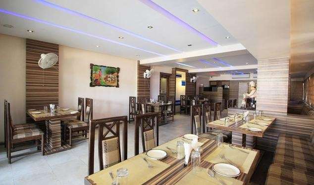 Hotel Eden Ahmedabad Restaurant photo